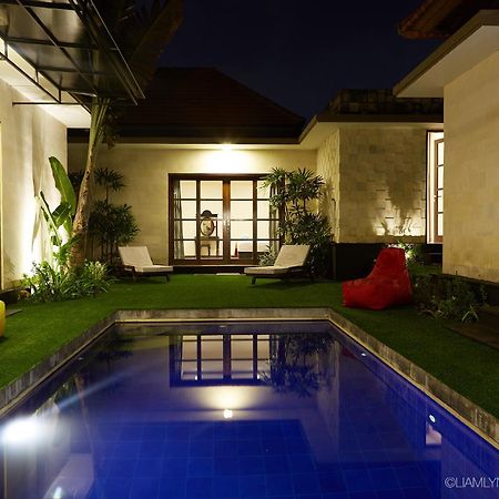 Villa Nicola Seminyak  Exterior photo